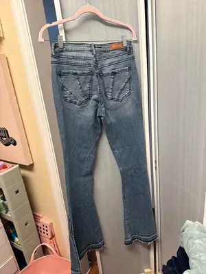Shyanne Women's Distressed High Rise Flare Jeans Size 28x34 thumbnail 4