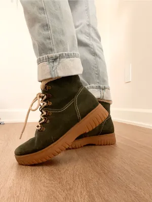 White Mountain Dark Green Leather Faux Fur Lace-Up Boots with Tan Sole thumbnail 2