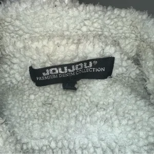 Jou Jou Blue Denim Jacket with White Sherpa Collar thumbnail 5