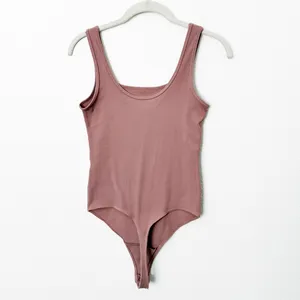[Abercrombie & Fitch] Dusty Pink Seamless Rib Knit Scoop Neck Bodysuit Sz Medium thumbnail 3