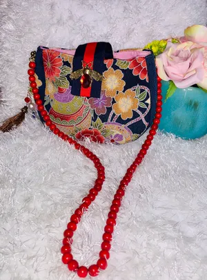 Handmade Bee Bag Pouch/ Crossbody thumbnail 1