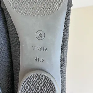 Vivaia Women's‎ Bibi Pointed-Toe Bow Flats (Azura) in Black thumbnail 10