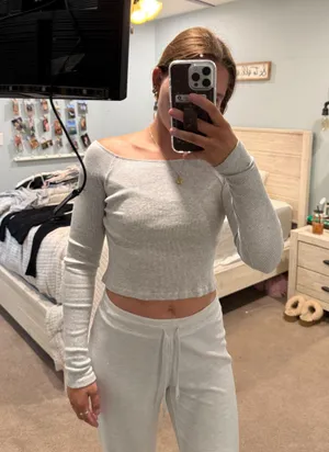 Brandy Melville Off-The-Shoulder Top thumbnail 1