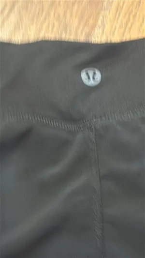 lululemon shorts thumbnail 4