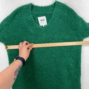 Aerie XS Sweater Green V-Neck Fuzzy Boucle Knit Pullover Relaxed Cozy Winter thumbnail 10