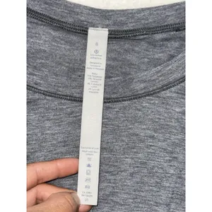 Lululemon Women's Intended Crop Tee Heathered Gray Twist Front Size 8 thumbnail 3