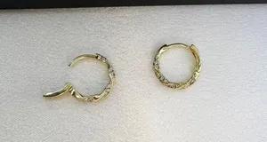 14mm Small Gold Hoop Earrings for Women thumbnail 3