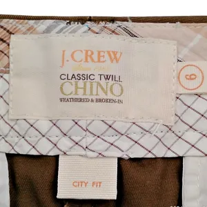 J. Crew Classic Twill Weathered Chino City Fit Cotton Shorts 8.5" Inseam thumbnail 5