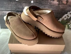 UGG LANAH CLOG PLATFORM SLIPPER SIZE 8 thumbnail 1