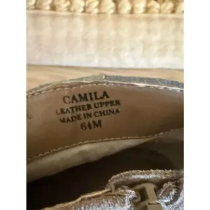 Tahari Camila Taupe Suede Fringe Ankle Booties Women’s 6.5M Stacked Heel thumbnail 5