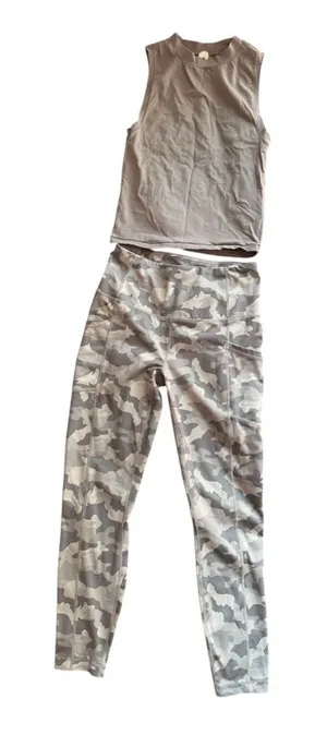 Yogalicious‎ Camo Print Leggings and top thumbnail 1
