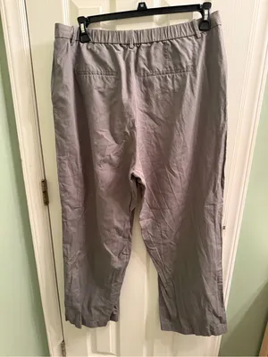 Uniqlo Women's Green Wide Leg Pants thumbnail 3