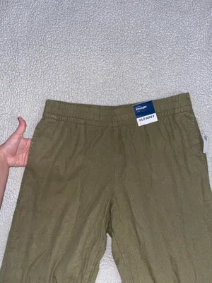 Old Navy Straight Leg Pants thumbnail 6