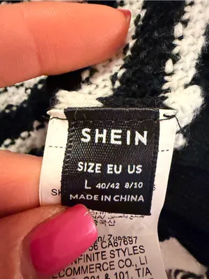 SHEIN Black & White Striped Crewneck Pearl Button Cardigan thumbnail 3