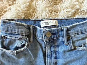 Abercrombie & Fitch Women's Skinny Ripped Jeans - Light Blue thumbnail 3