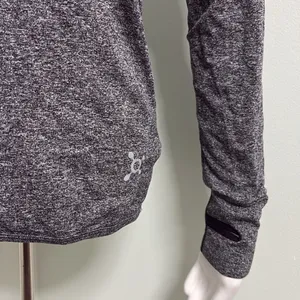 Orangetheory Fitness OTF Long Sleeve Gray Workout Tee Small thumbnail 3