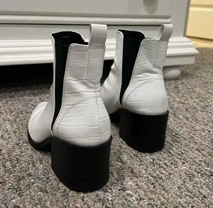 White crocodile booties thumbnail 3