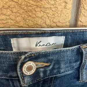 KanCan Mordekaiser High Rise Dad Jeans Straight Leg Distressed Women’s Size 24 thumbnail 3
