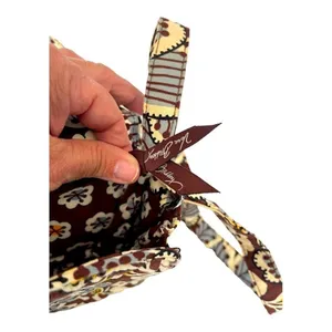 Vera Bradley Burgundy Floral Quilted‎ Cotton Crossbody Messenger Bag Handbag thumbnail 6