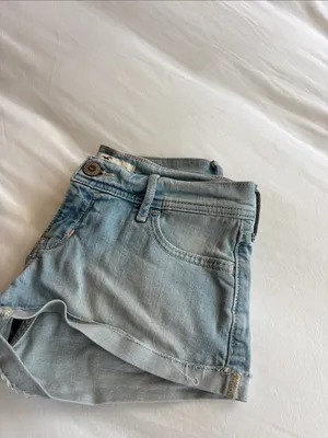 Hollister Ladies Light Blue Distressed Denim Jean Shorts thumbnail 2