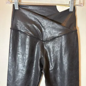 OFFLINE by Aerie Crossover Leggings Size Medium Black Crackle Metallic High Rise thumbnail 2