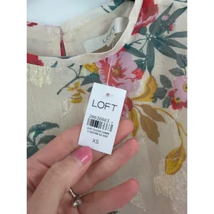 LOFT Floral Blouse Women XS Cream Gold Metallic Shimmer Puff Sleeve Cottagecore thumbnail 5