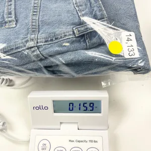 Garage Straight Leg Jeans Size 00 Minimalist Clean Girl Capsule Clean Girl Urban thumbnail 12