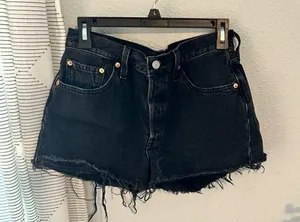 Levi's shorts thumbnail 1