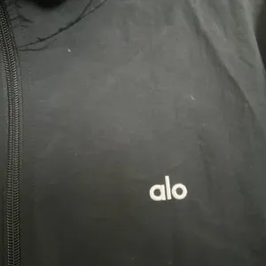Alo Yoga Lightweight Takeaway Track Pullover Black M thumbnail 6
