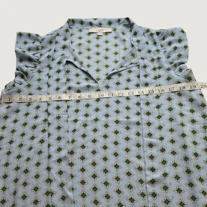 LOFT Womens Blue Geometric Medallion Ruffle Cap Sleeve Tie V-Neck Blouse Size M thumbnail 4