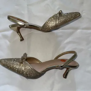 Elegant Sparkling Gold Slingback Heels thumbnail 5