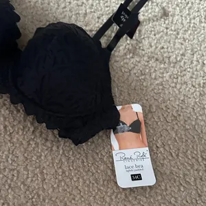Rene Rofe Black Lace Bra size 34 C thumbnail 2