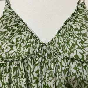 Abercrombie & Fitch Floral Babydoll Plisse Ruched Mini Dress Size Large Petite thumbnail 6