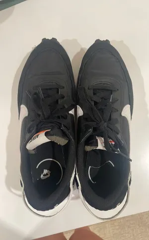 Nike Waffle Debuts thumbnail 2
