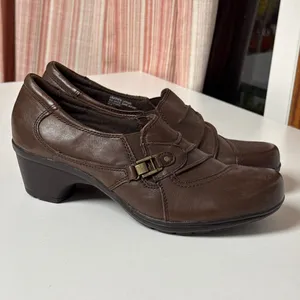 Earth Origins Roxanne Brown Leather Clogs Size 8.5M thumbnail 2