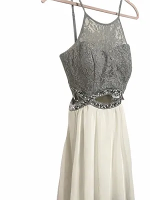 Speechless NWT White Silver Lace Cutout Beaded Homecoming Dress Size 11 thumbnail 11