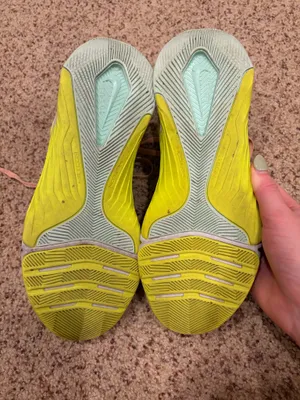 Nike Metcon 8 FlyEase Women’s Training Shoes thumbnail 3