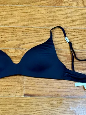 New PINK Victoria's Secret Black Wireless Bra 32A thumbnail 2