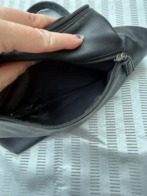 Guess Black Hobo Shoulder Bag – Front Zip Pocket, Silver Hardware thumbnail 9