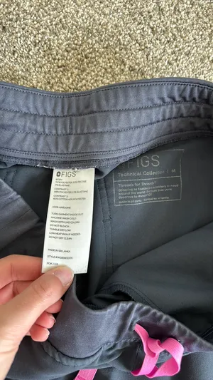FIGS Scrub Pants thumbnail 5