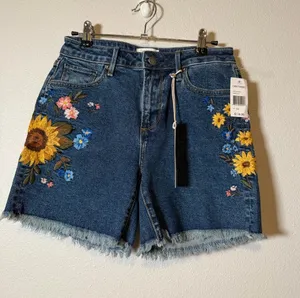 Driftwood size 24 NWT embroidered floral denim jean shorts $118 thumbnail 1