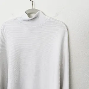 [Abercrombie & Fitch] White Waffle Knit Mock Neck Oversized Sweater Size L/XL thumbnail 7