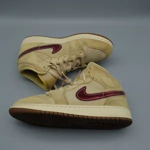 Nike Air Jordan 1 Mid SE GS French Fries B7405-700 Size 6Y Wmn 7.5 Sneaker thumbnail 11