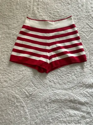 Double Zero Fitted Knit Red Stripe Shorts thumbnail 5