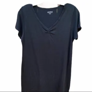 A Pea In The Pod Maternity Shirt thumbnail 2