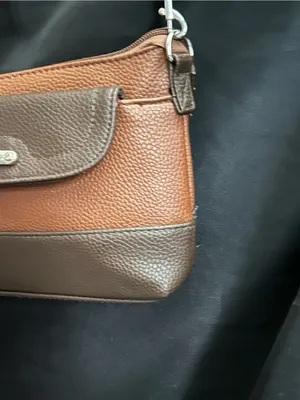 Stone Mountain Accessories Brown Two-Tone Leather Crossbody Bag thumbnail 5