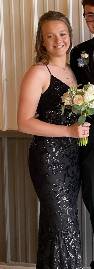 Windsor Black Prom Dress thumbnail 1