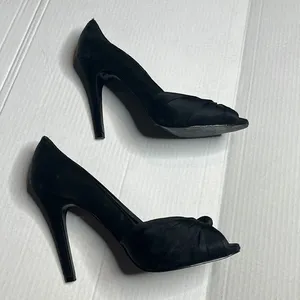 Black Wedding guest heels Size 9 thumbnail 1