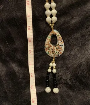 Necklace thumbnail 4