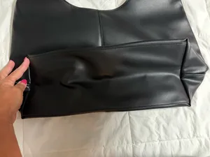 Victoria's Secret Purse Black thumbnail 2